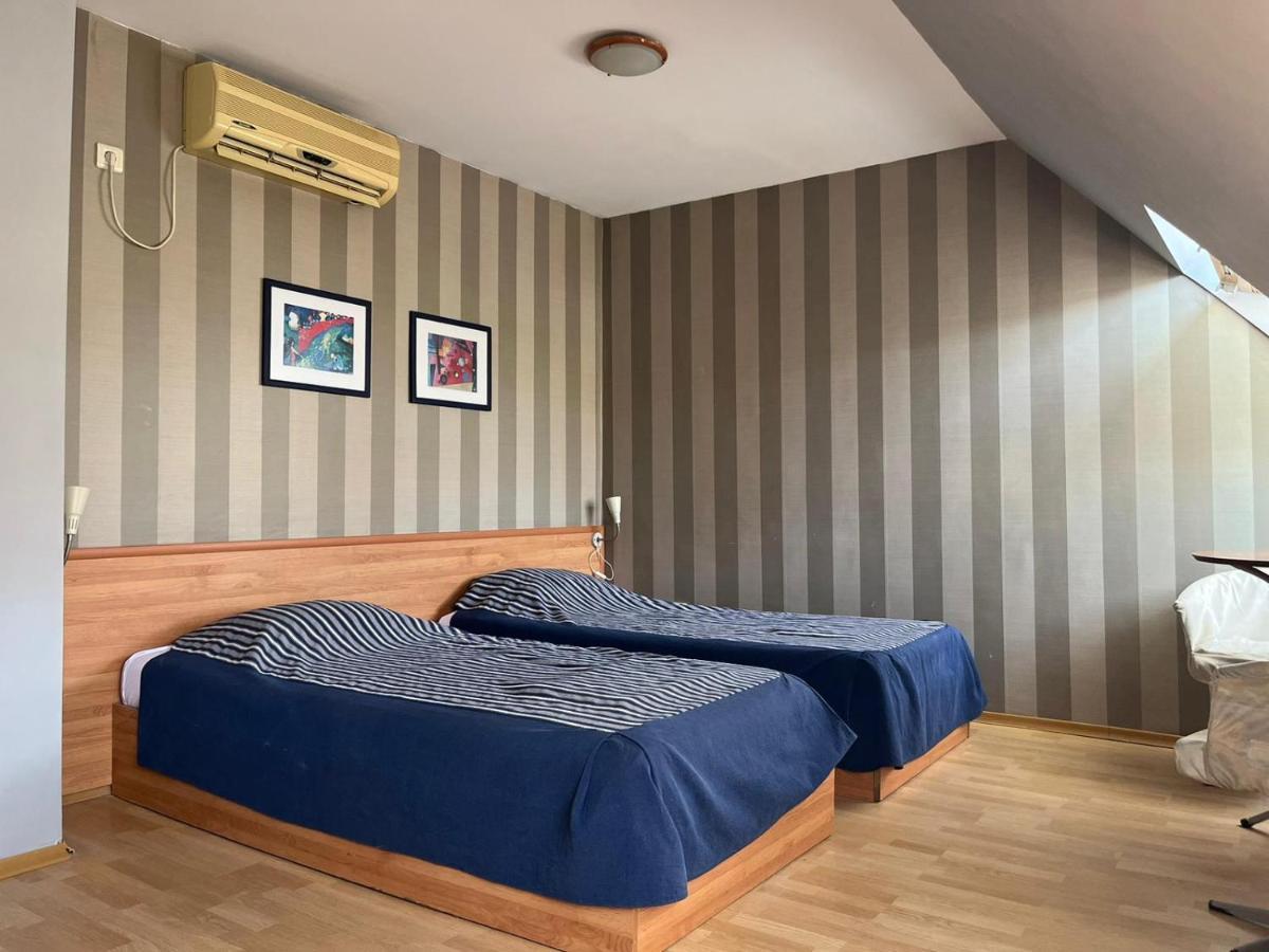 Hotel Kredo Sliven Eksteriør bilde