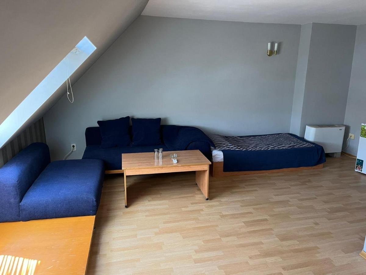 Hotel Kredo Sliven Eksteriør bilde