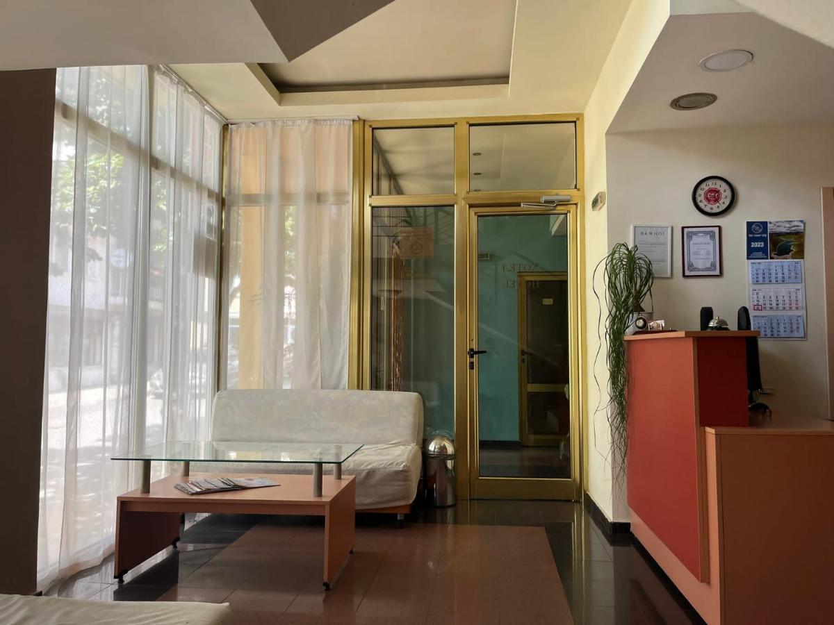 Hotel Kredo Sliven Eksteriør bilde